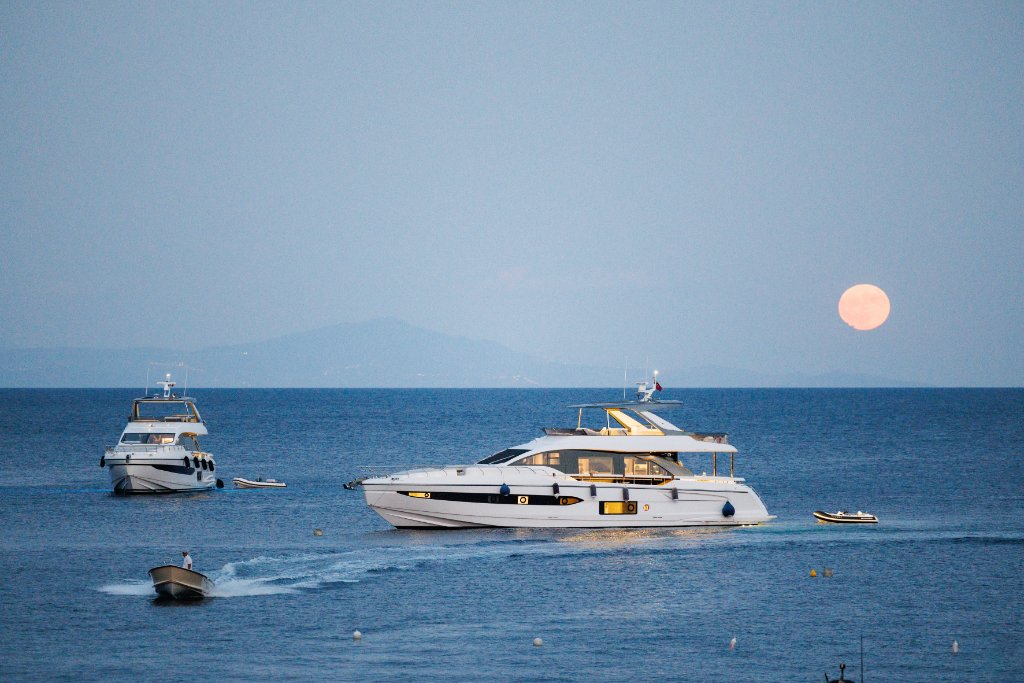 Overnight Charter