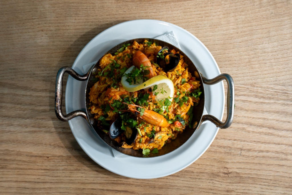 Paella aux fruits de mer