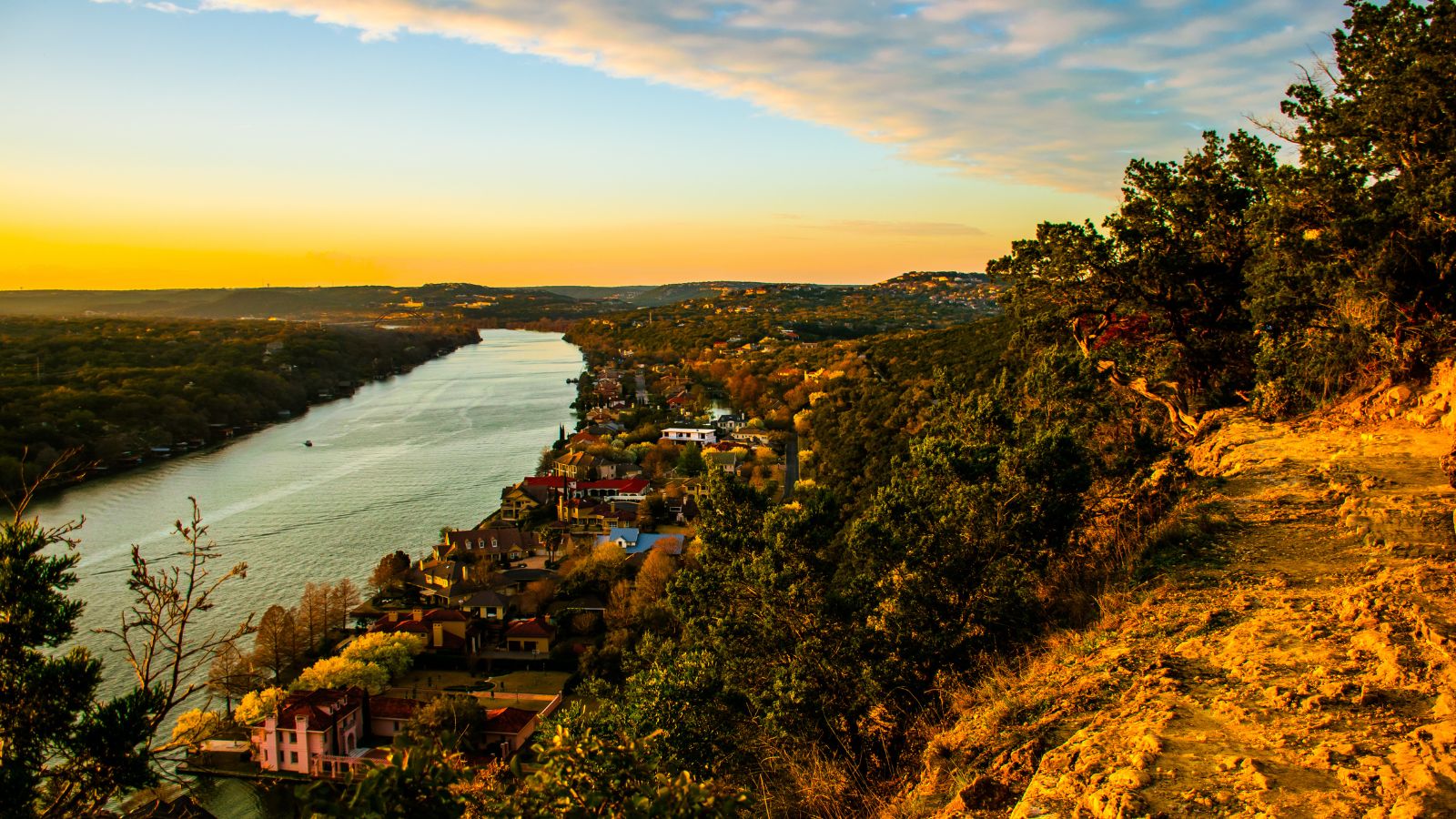 Mount Bonnell Iconic Landmark View Central Texas Austin. Real photograph by RoschetzkyIstockPhoto / Getty Images Pro, sourced through Canva.