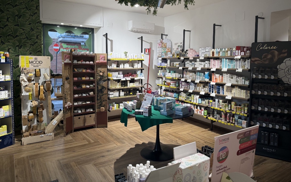 Store 2