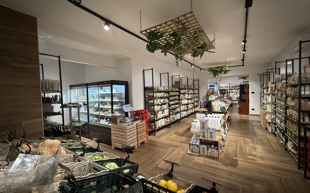 Store 1