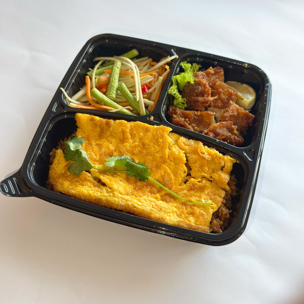 Thai Fried Rice with Hatyai Chicken