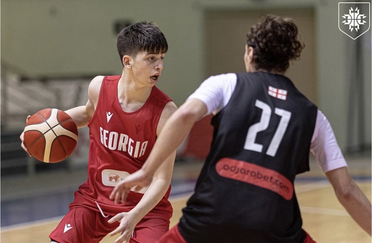 Mate Khatiashvili in action with Georgia