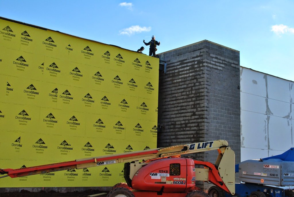 Commercial Metal Roof DSC A