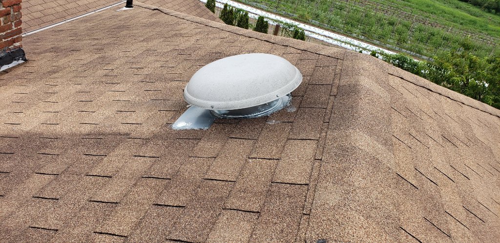 Roof Debris Before Replacement