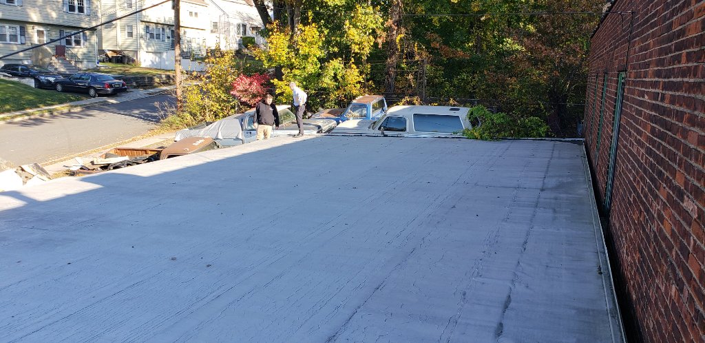 Commercial Flat Roof — Crew