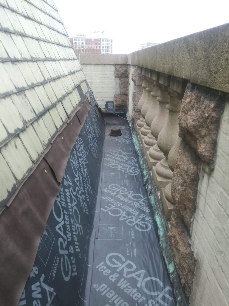 Tarp Between Buildings WA A