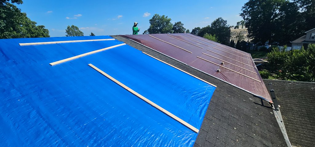 Two Tarp Cover — Worker
