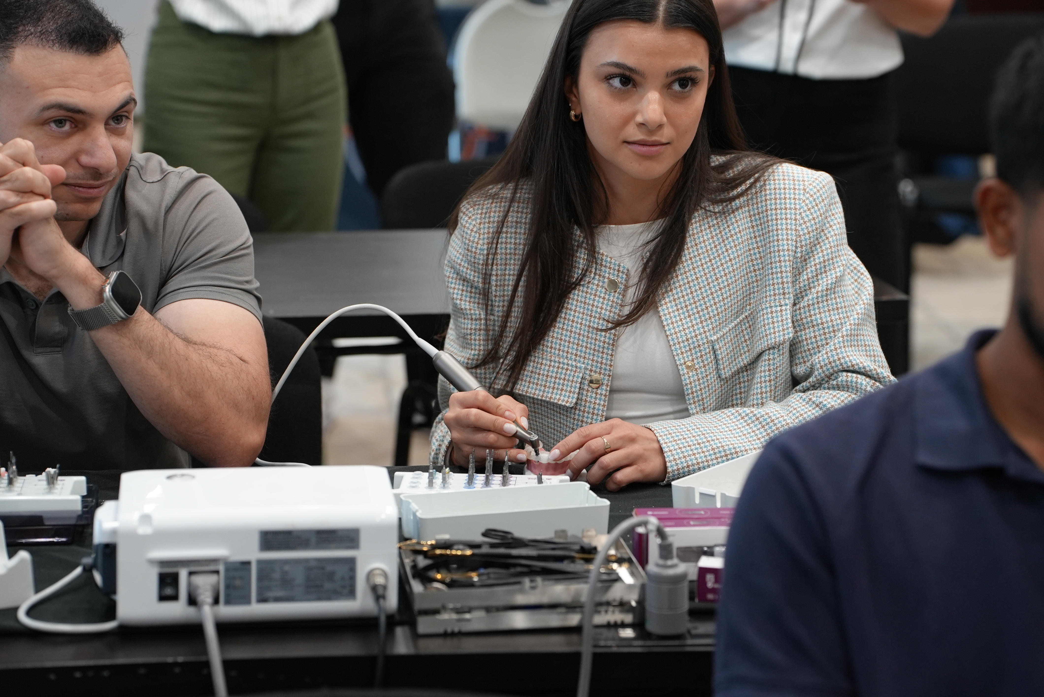 Placing implants on the training model