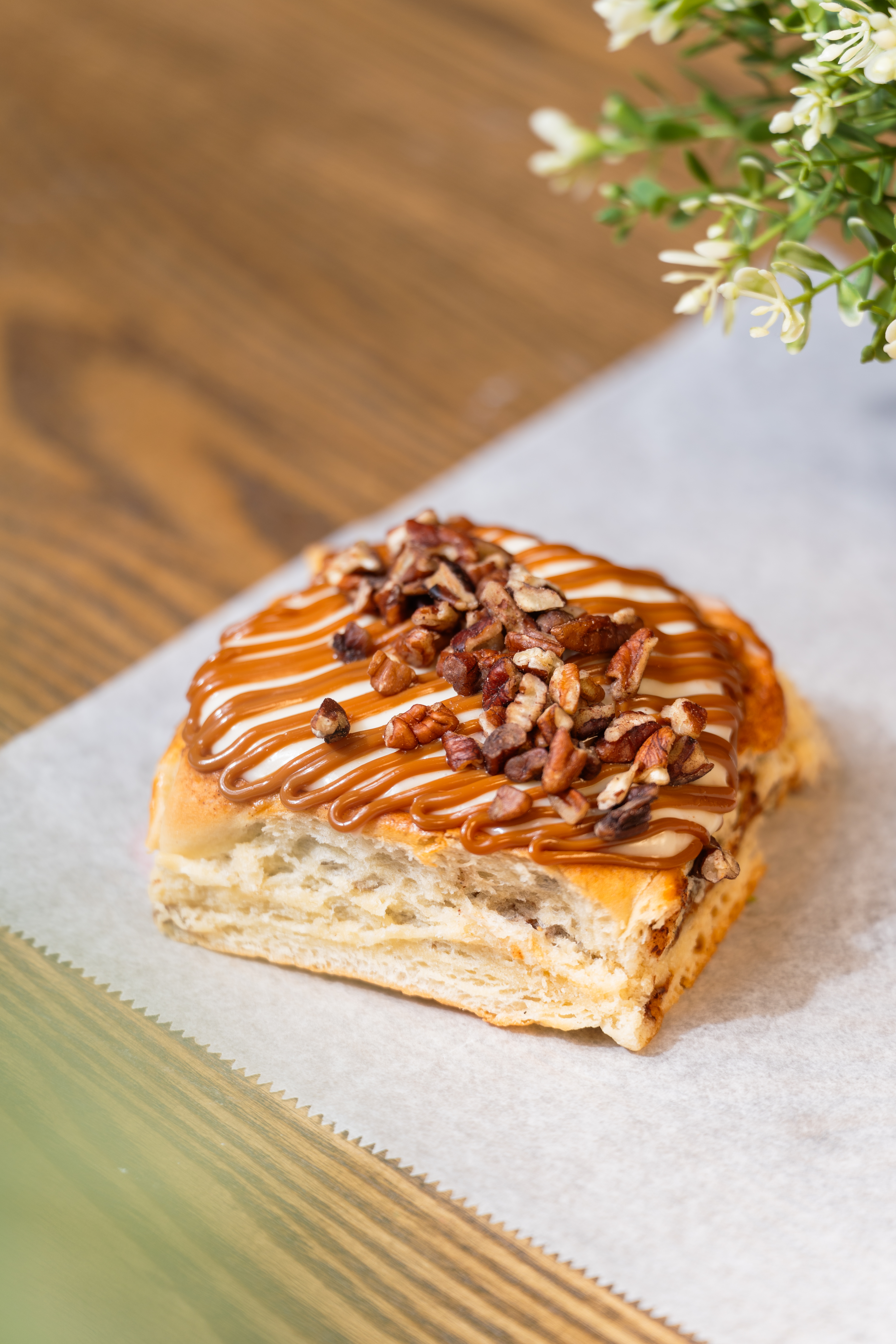 Caramel pecan pastry