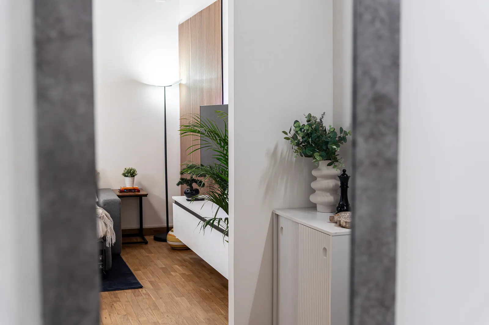 Martin's Home Modena — soggiorno elegante con dettagli curati