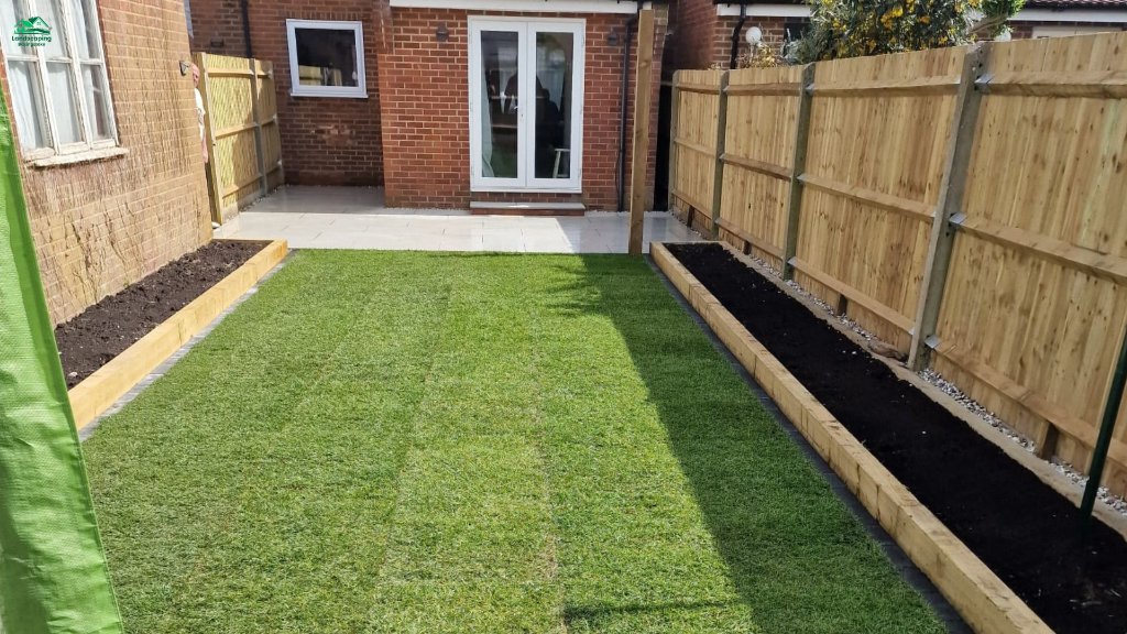 New fence panels and raised bed Basingstoke