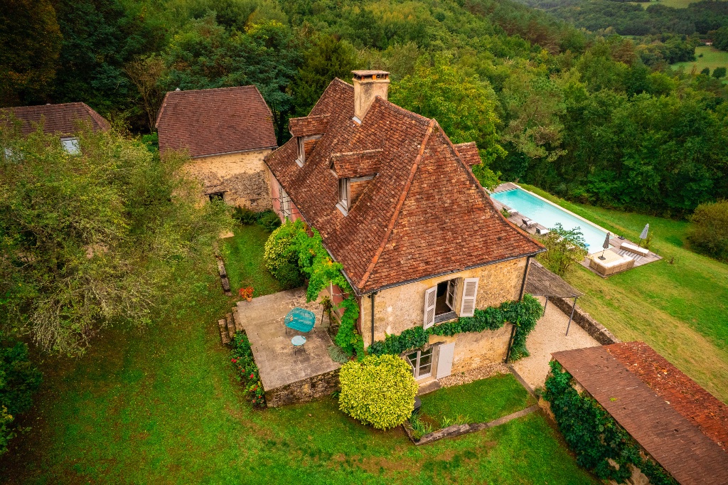 La Confiance estate aerial view