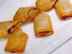 Fried Chicken & Cordyceps Spring Roll