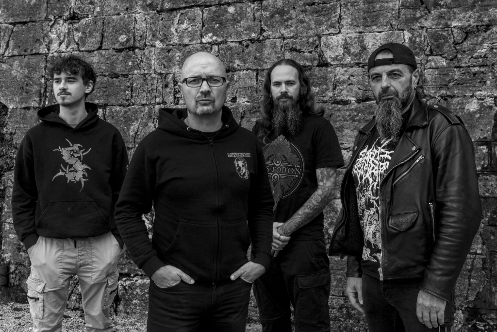 EXHORTED groupe de metal en concert, photo officielle