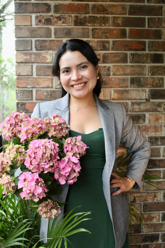 Portrait of Nelda Hernandez, Association President and Communications Committee | PhD Student