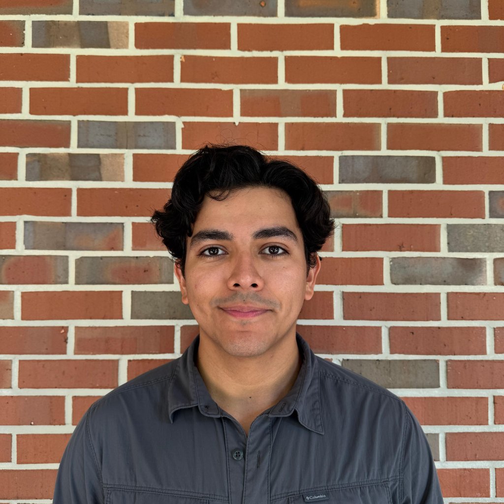Portrait of Samuel Treminio, Communications Committee | Master's Student