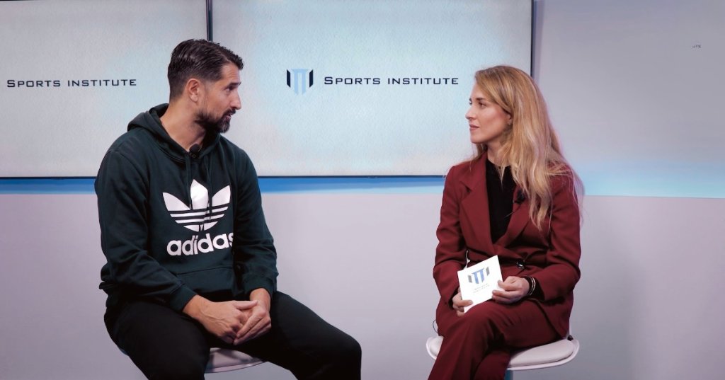 María Murillo entrevistando a Rubén de la Red en ITTI Sports Institute