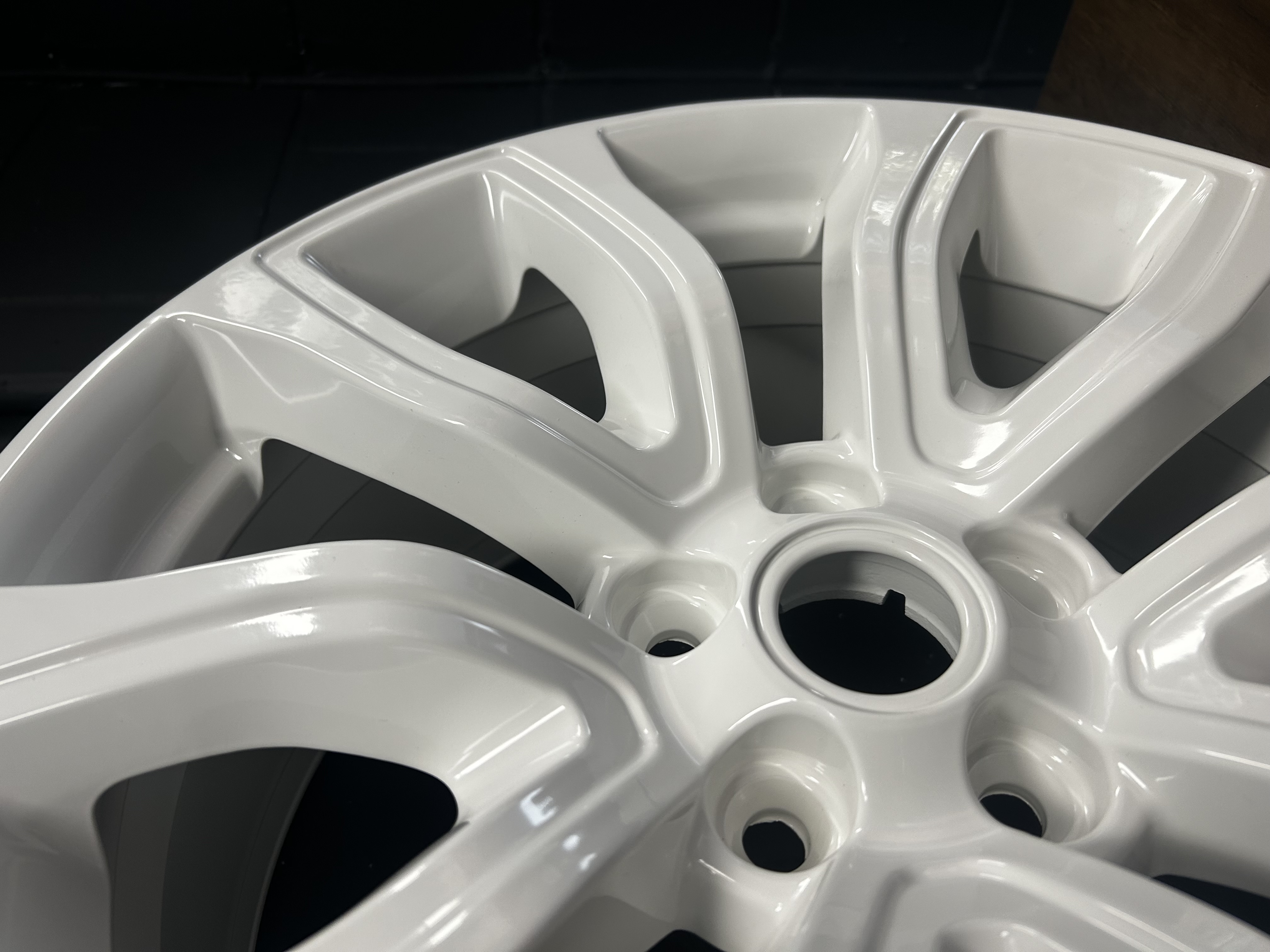 Gloss White example 1