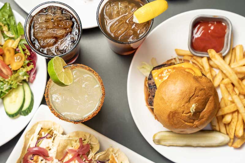 Bar19 Restaurant & Lounge