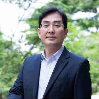 Prof. Hwang Bon-Gang & Dr Zhu Hanjing