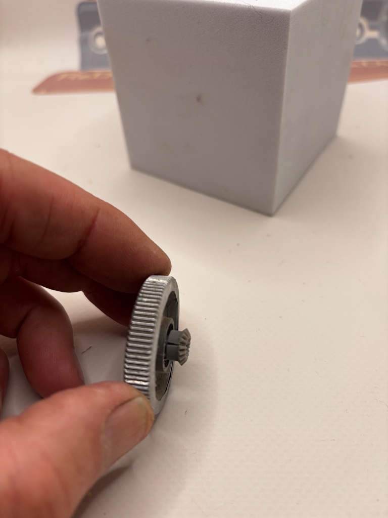 The broken pinion gear