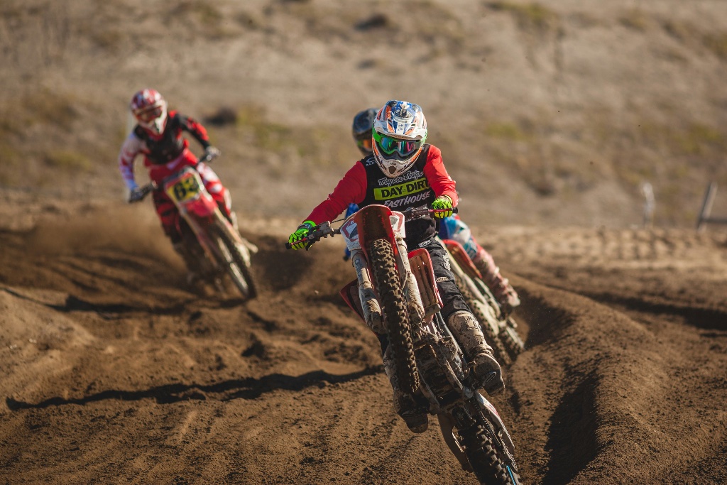 Racing & Motocross