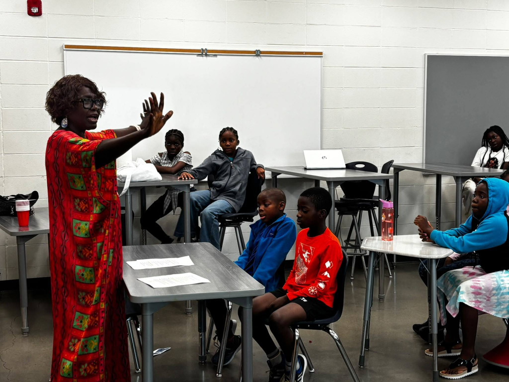 Camp ELA 2026 — Atelier sur l'hygiène corporelle avec Mme Namayo Gondje