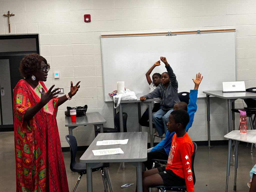Camp ELA 2026 — Atelier sur l'hygiène corporelle avec Mme Namayo Gondje