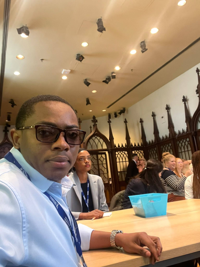 Eden Muninga nous représente au Forum sur le leadership francophone 2026 à Montréal