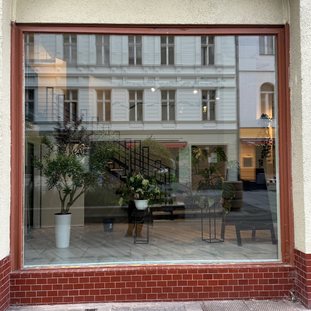 Glasfront Spiegelung