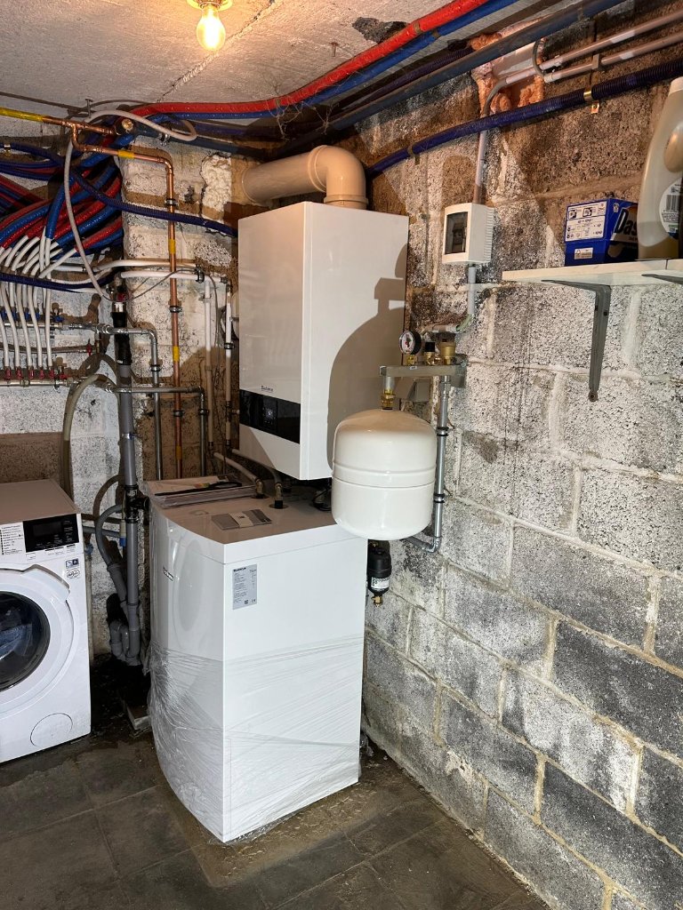 Vervanging gasketel → Buderus GB172i.2 met boiler 160L – Overijse