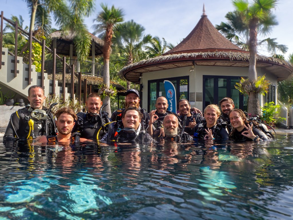IDC Group — Koh Tao