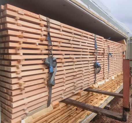 Timber drying in kiln