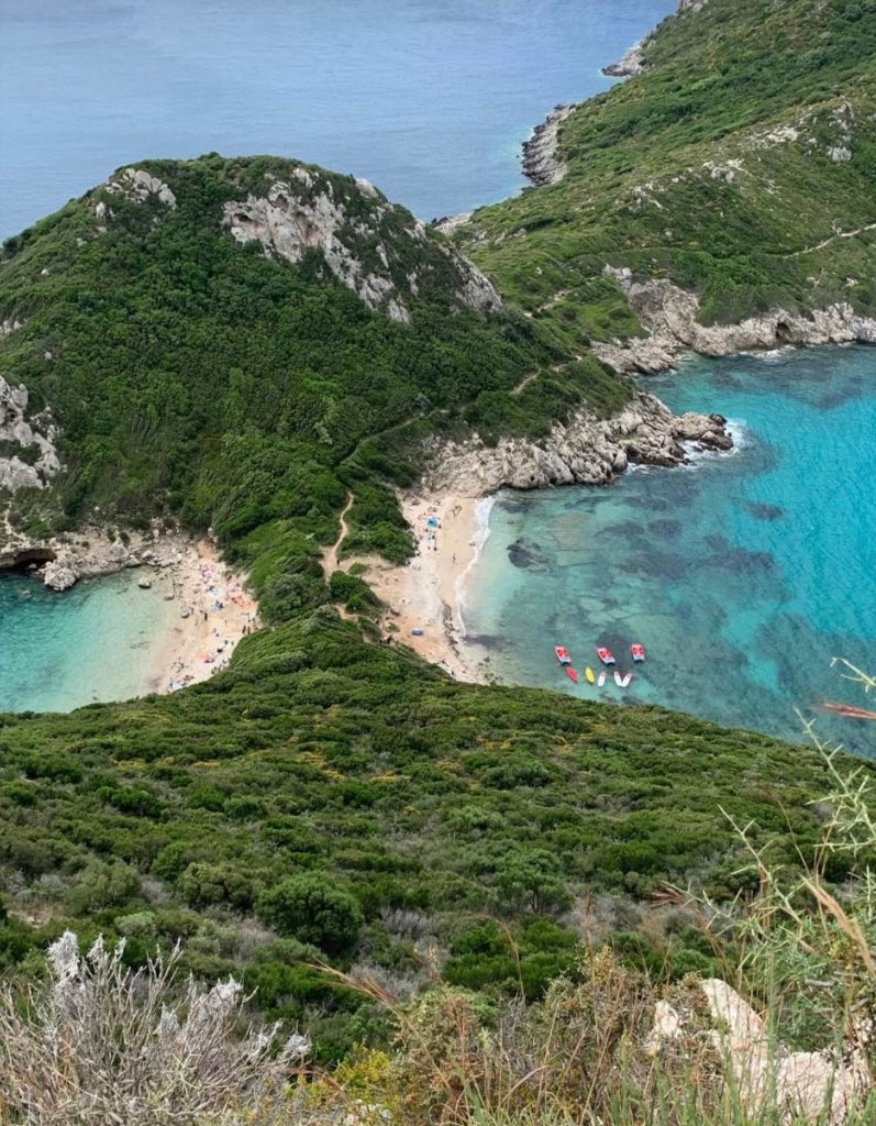 Porto Timoni – türkisfarbene Bucht