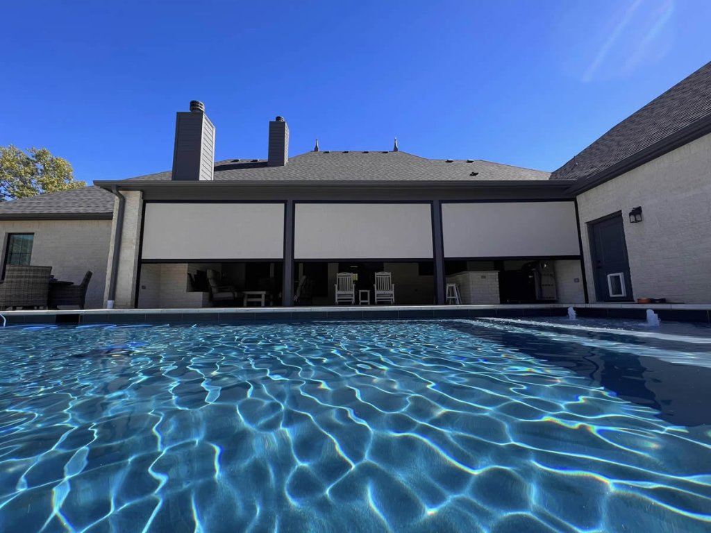 Indoor / Outdoor Shades