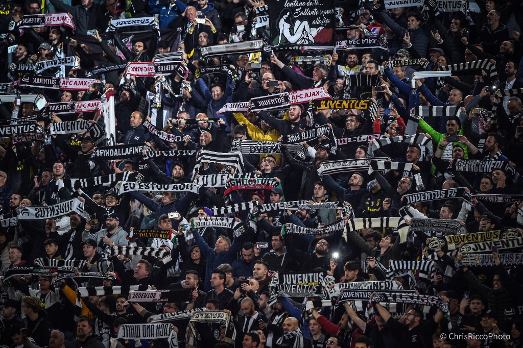 Allianz Stadium atmosphere 3