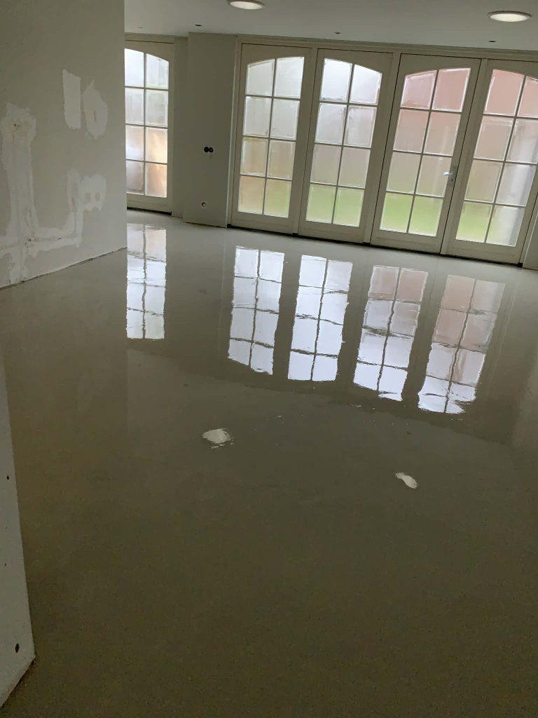 Vloeregalisatie woonkamer