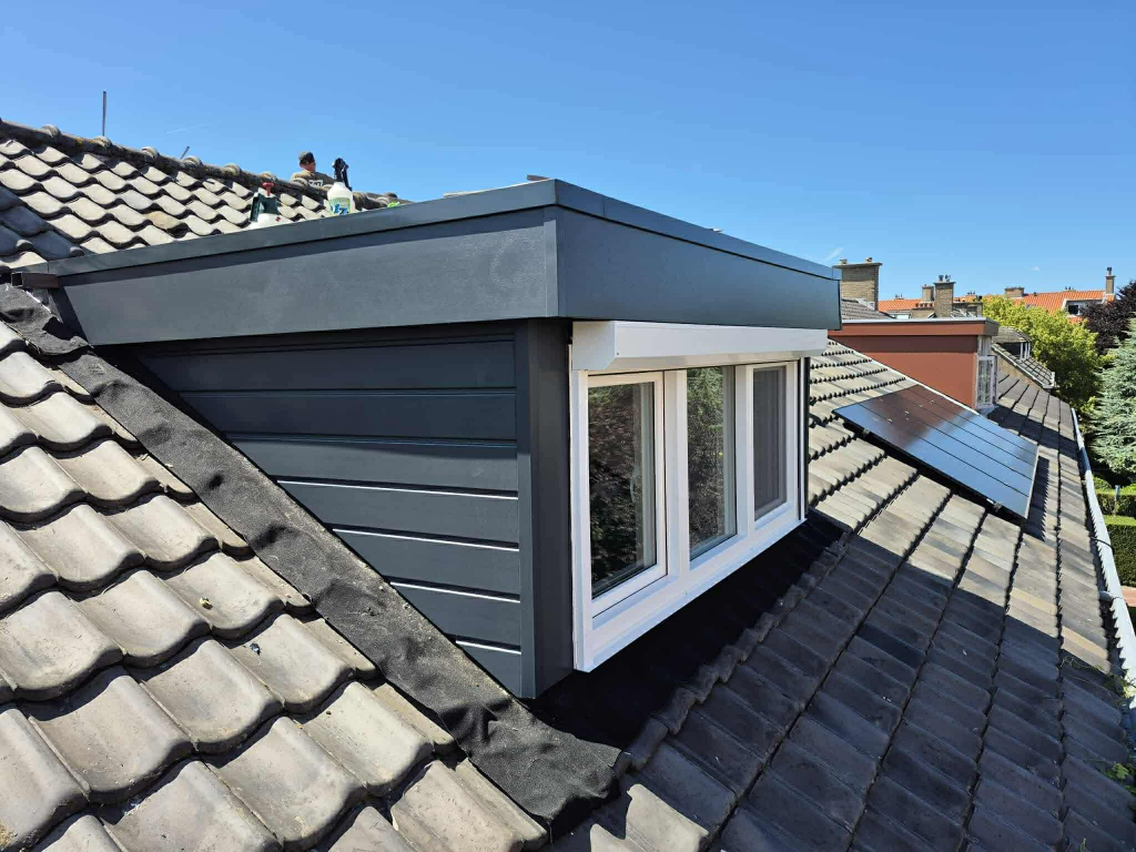 Dakkapel renovatie met moderne afwerking