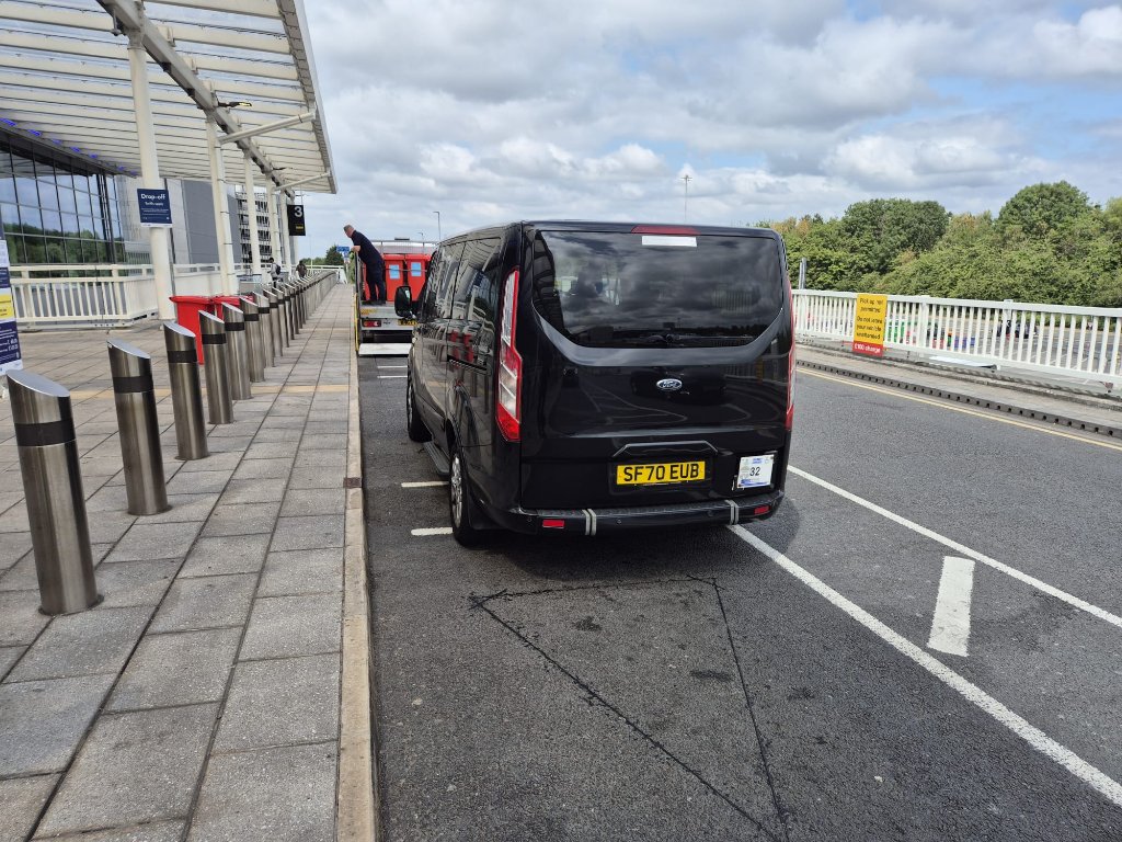 Rear view, fully licensed for airport pickups