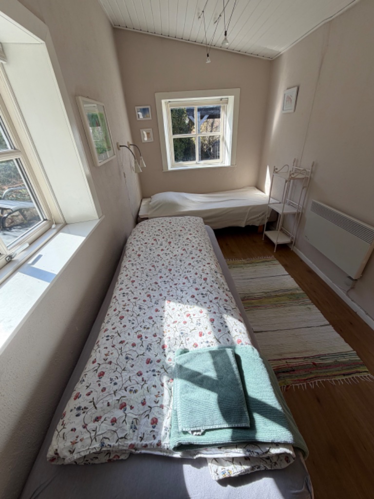 Soveværelse med to senge