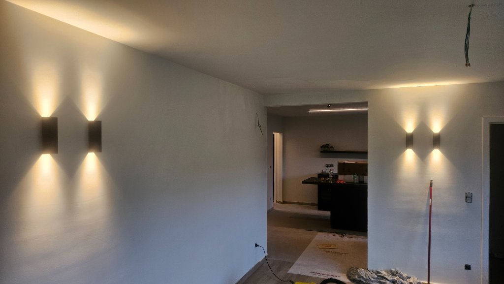 Binnenverlichting & Gevelverlichting Geel - foto 1