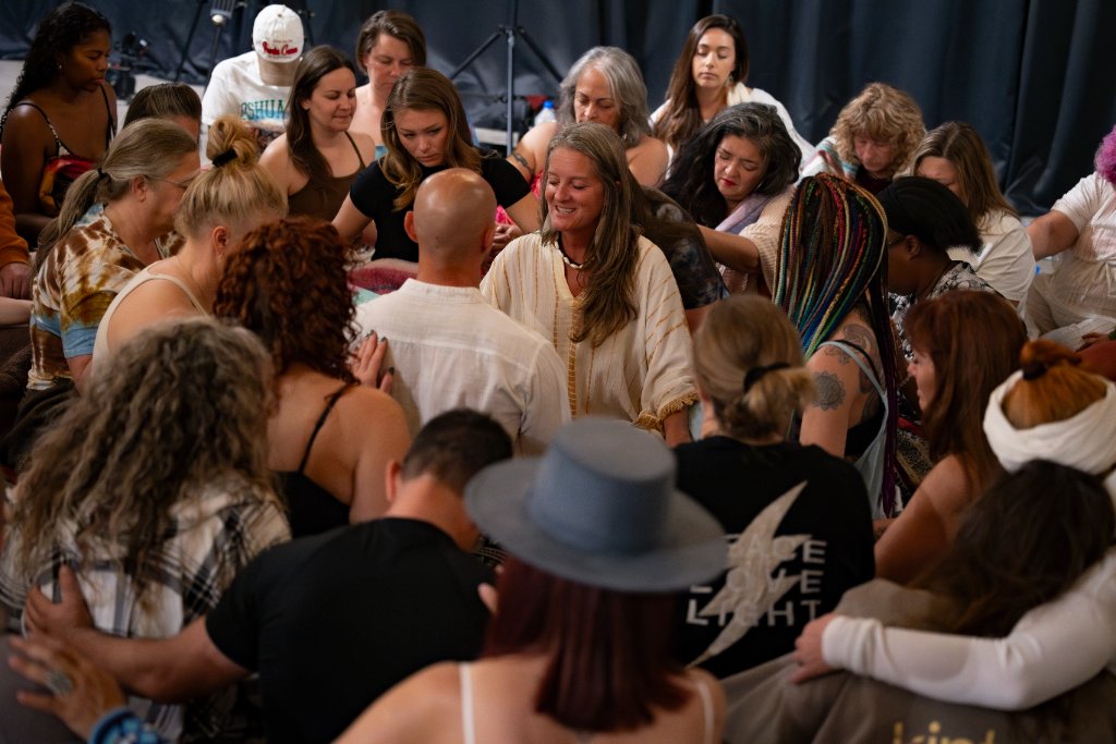 Community connection inside Power Circle