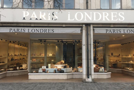 SCHOENEN PARIS LONDRES — shop interior