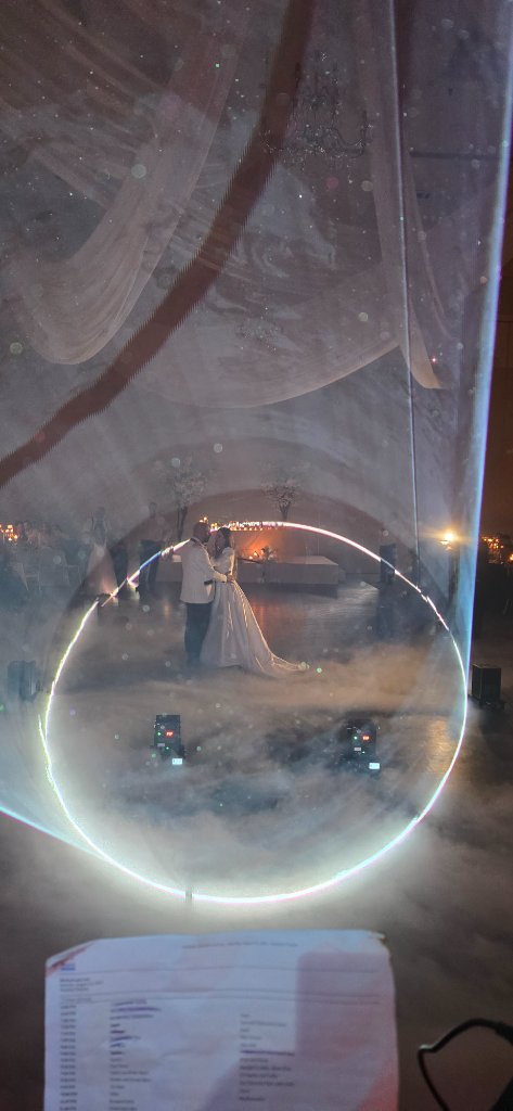 First dance with LED ring and dry ice clouds