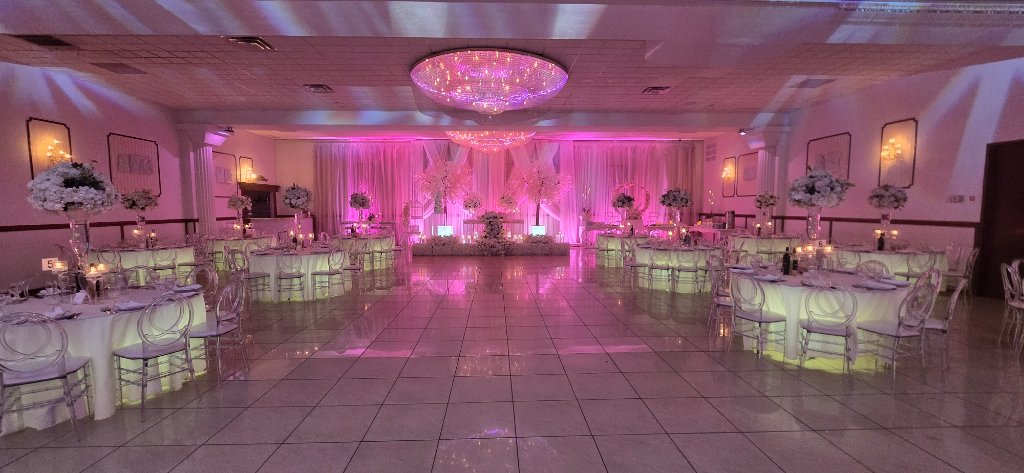 Elegant wedding ballroom fully decorated