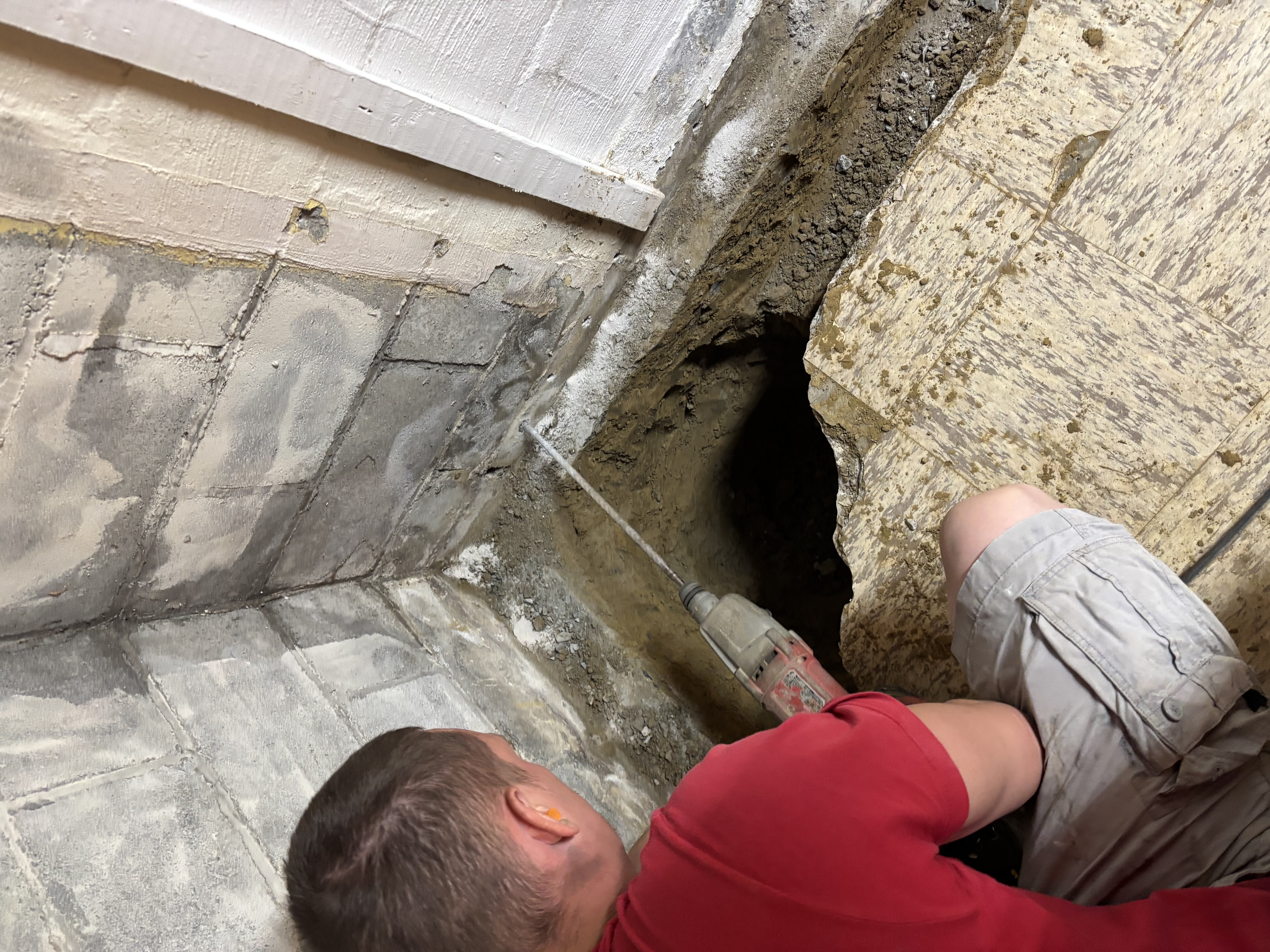 Drilling the Floor-Wall Joint — Poland, OH