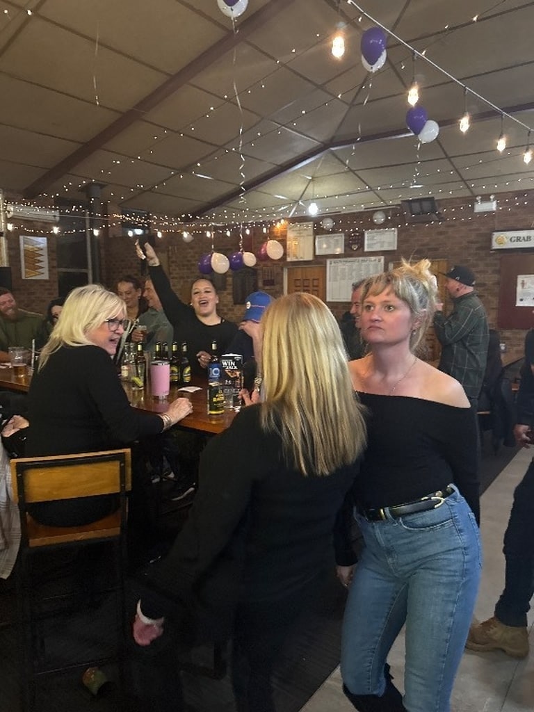 Marri Park Tavern karaoke night