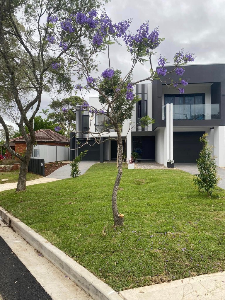 Full Duplex Landscaping