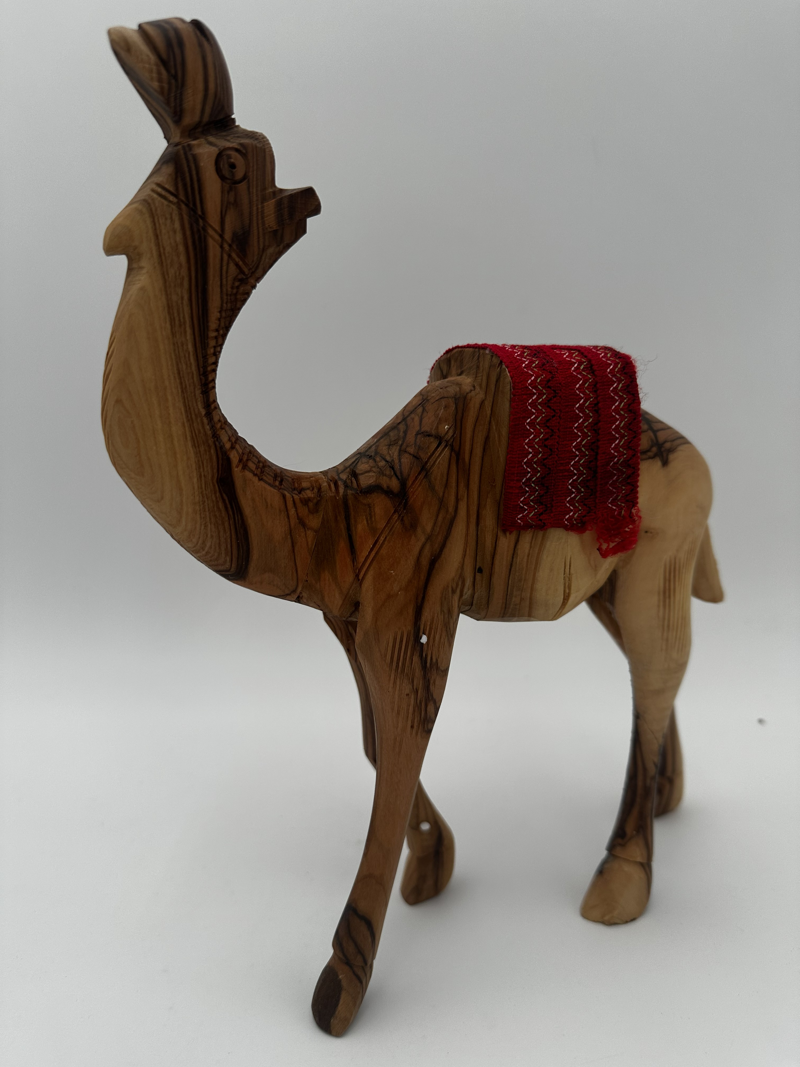 Standing Camel Carving (11x9") 2